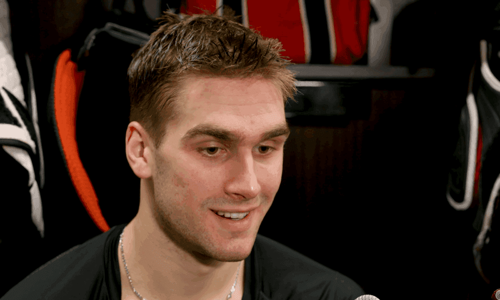 Blackhawks Remain Unbeaten in 2024 as Hockey Community Remembers Mr. Goalie