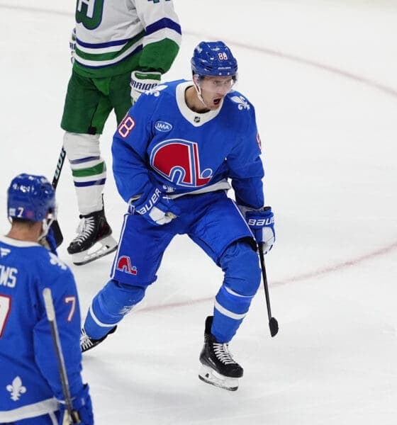 Necas Returns to Carolina in Vintage Jersey Rematch, Fans Anticipate Excitement