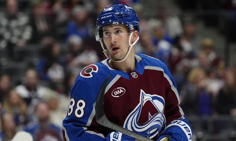 Martin Necas Addresses Avalanche Power Play Struggles Amid Season Challenges