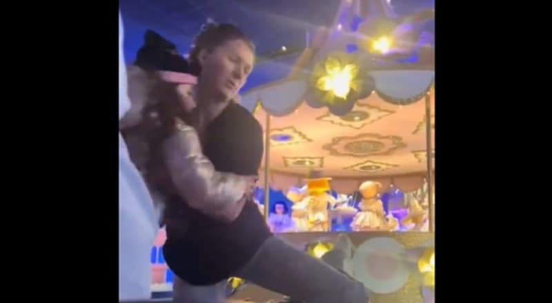 Mother Rescues Kids from 'It's a Small World' Ride at Disneyland