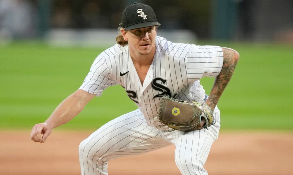 Pirates Add Veteran RHP Mike Clevinger as Non-Roster Invitee for Spring Training