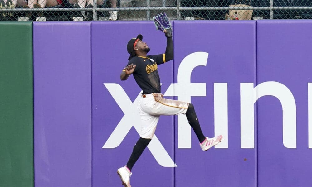 Oneil Cruz's Potential Position Change and Third Base Strategy Ignite Pirates Discussion