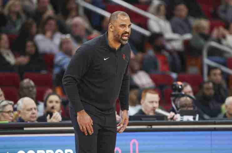 Desperate Teams Make Bold Moves as Season's Tension Peaks