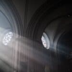 YouTubers Break New Ground Capturing Light Speed with Trillionth-Second Camera