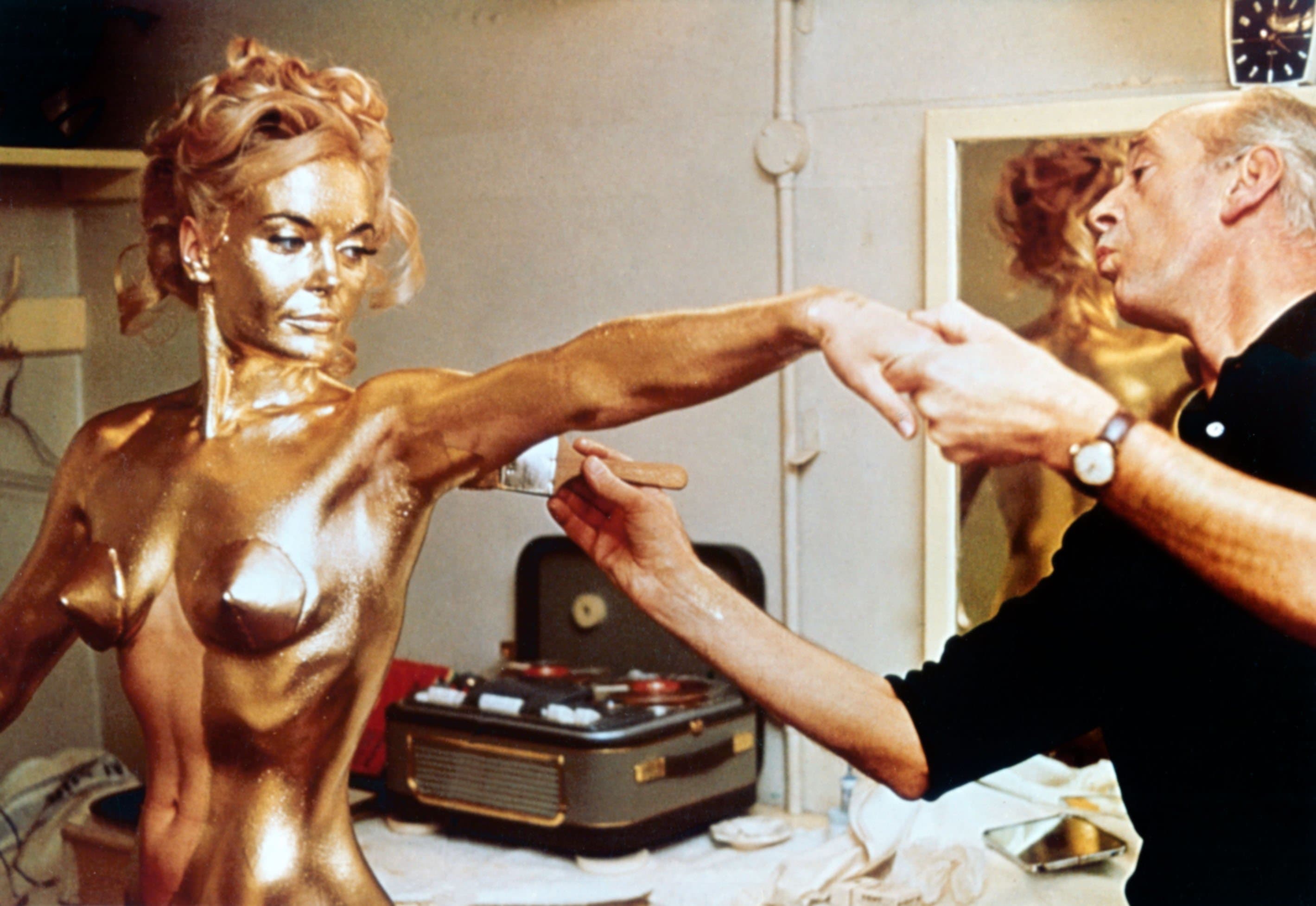 Behind the Scenes of Goldfinger Showcases Iconic James Bond Moments