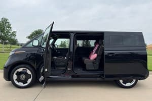 Ensure Your Child's Winter Coat is Car Seat Safe with These Top Picks