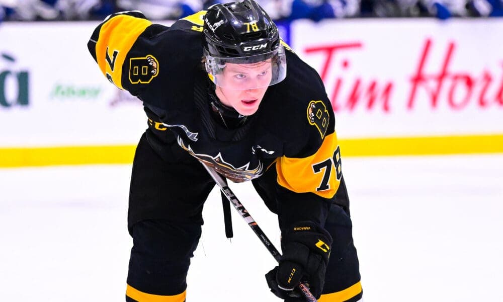 Finland's Victory and Vanacker's Lead Shift Dynamics in Hockey League