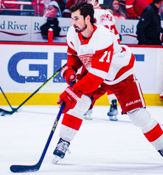Larkin Clarifies Meaning Behind His No. 71 Jersey for Red Wings Fans