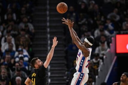 Warriors' Loss to 76ers Highlights Challenges Ahead of Trade Deadline