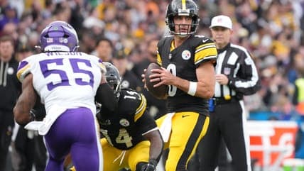 Vikings Insider Shares Surprising Aaron Rodgers Insight That Shakes NFL